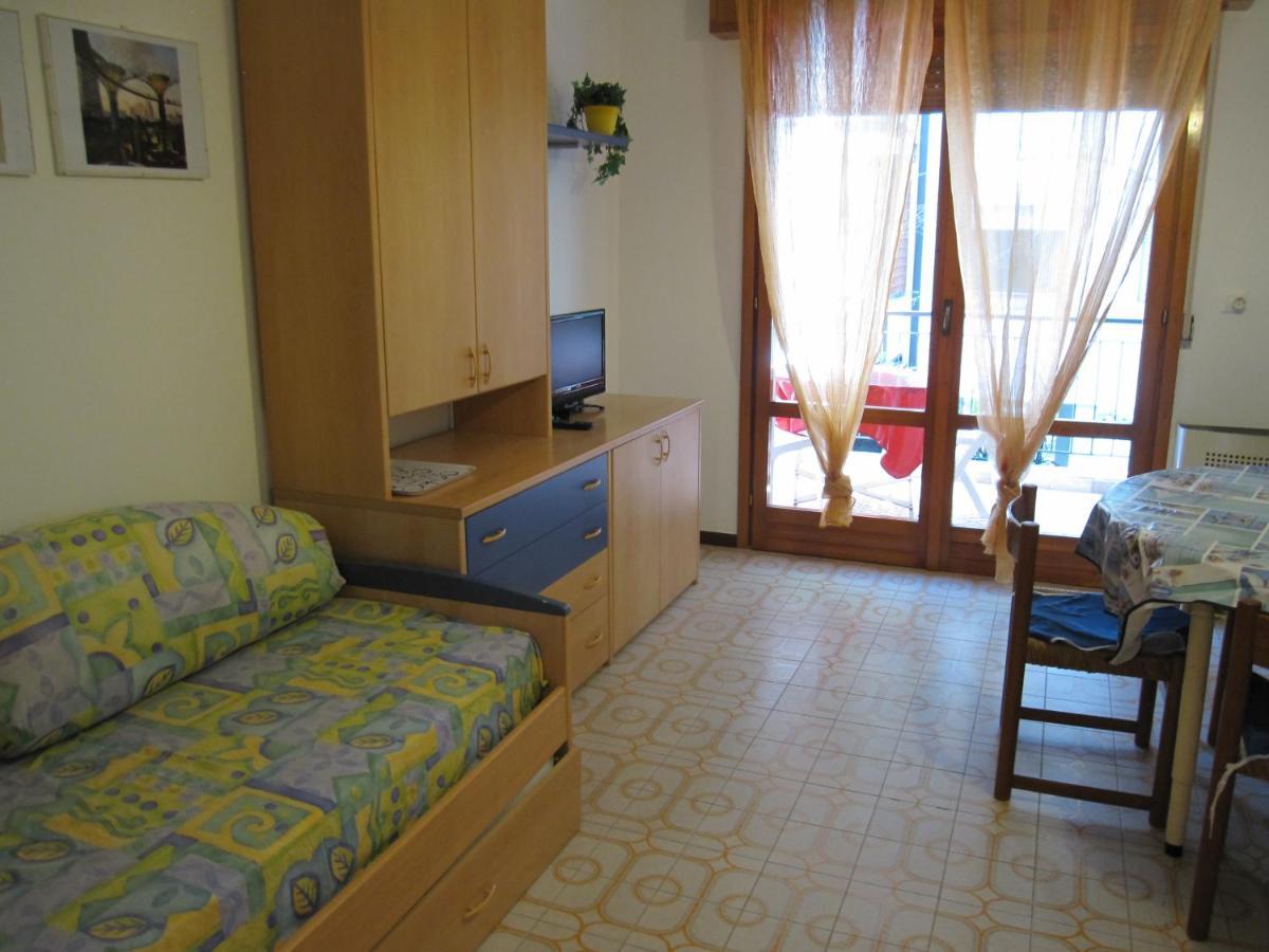 Argea Apartment Grado Exterior photo